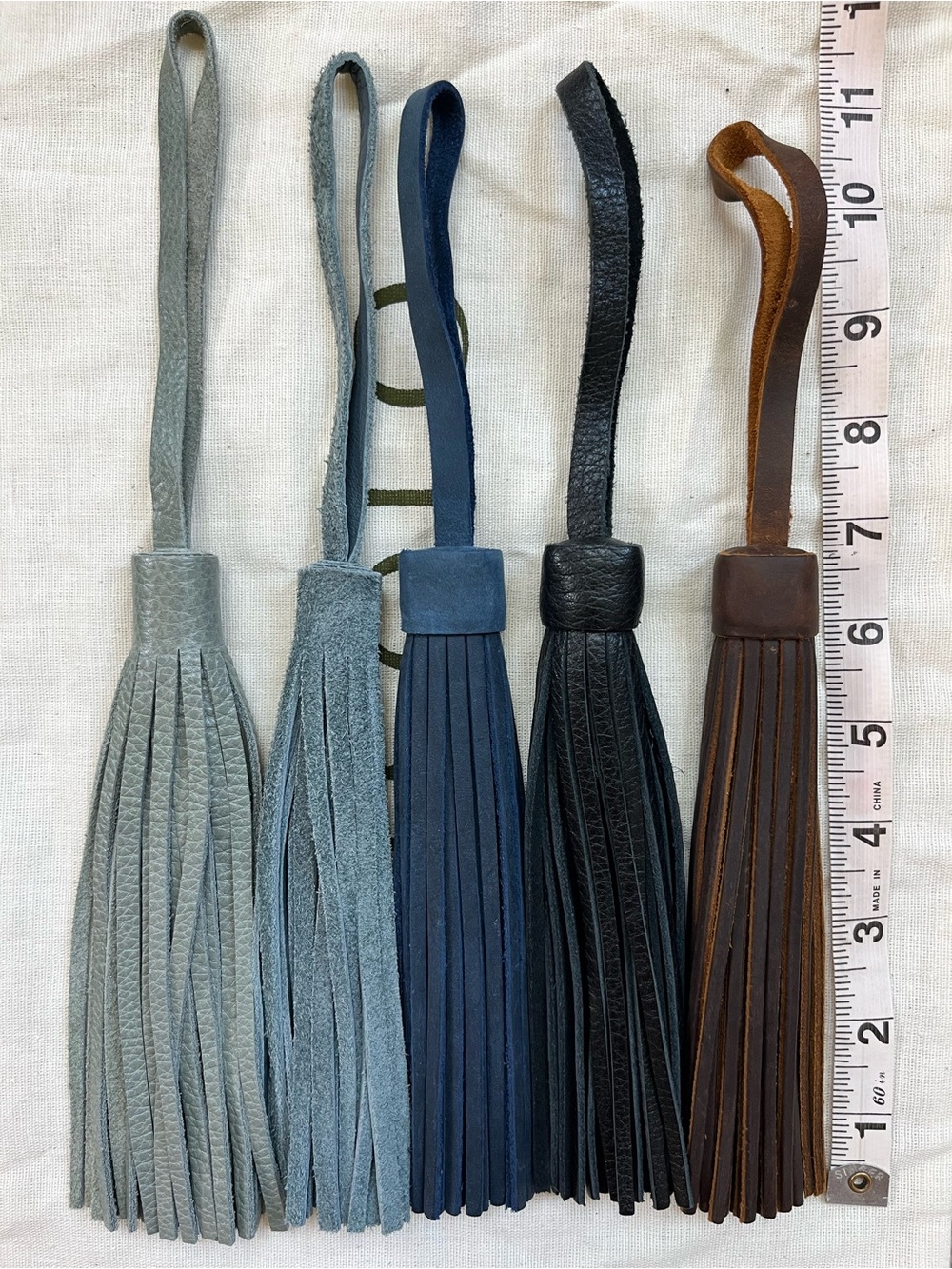 🐻 PLG Canyon Jumbo Tassel - Picture 4 of 4